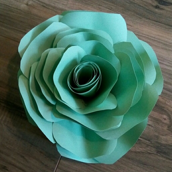 Paper flowers wall decor baby nursery decor Girls - Picture 5 of 8